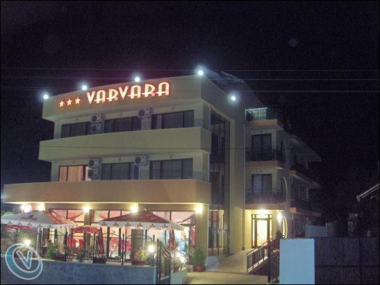 Hotel Varvara ภายนอก รูปภาพ