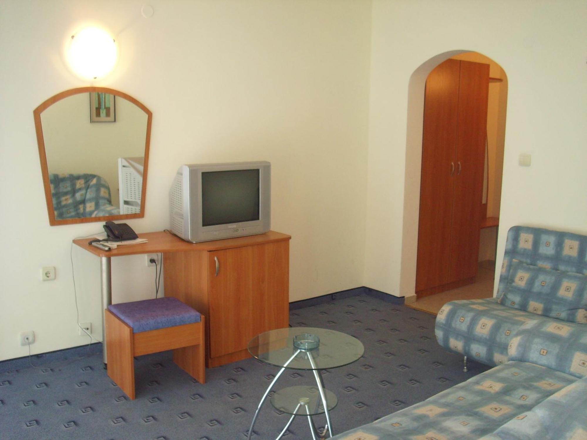 Hotel Varvara ภายนอก รูปภาพ