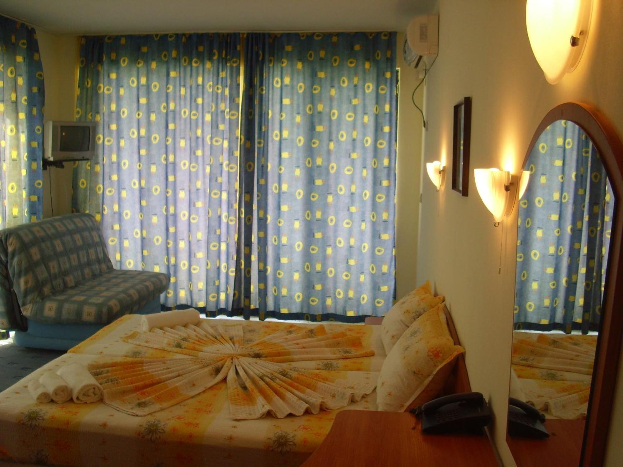 Hotel Varvara ภายนอก รูปภาพ