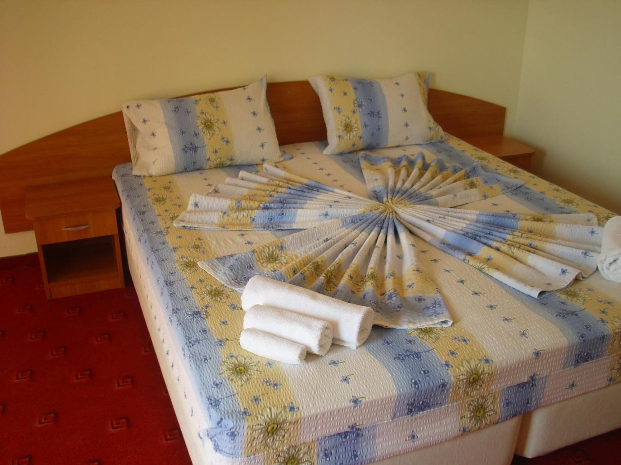 Hotel Varvara ภายนอก รูปภาพ